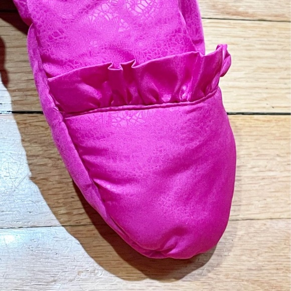 Rothschild Baby Bunting Size 6-9 M Bright Pink Ruffles Fleece Lined EXCELLENT - Picture 7 of 10